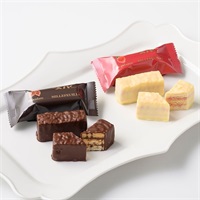 ＜エクシブ＞ミルフィーユ（チョコレート＆ストロベリー）