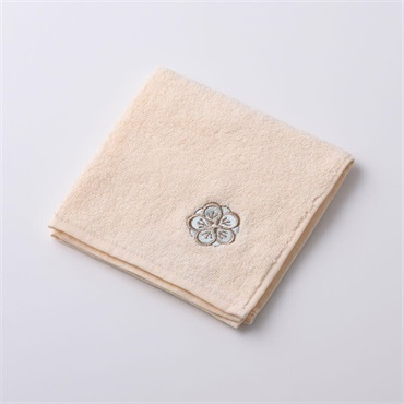 ＜ザ・カハラ・ホテル＆リゾート 横浜＞オリジナル今治ハンカチタオル(ホワイト)(ハンカチタオル(ホワイト)-【ギフト袋(封筒)なし】)