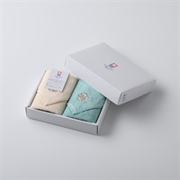 ＜ザ・カハラ・ホテル＆リゾート 横浜＞オリジナル今治ハンカチタオル ギフトセット(ブルー＆ホワイト各色1枚入)