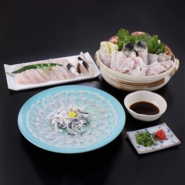 【お歳暮フェア2025】とらふぐ刺身＆ちり鍋セット（4人前）＜リゾートトラストセレクション＞