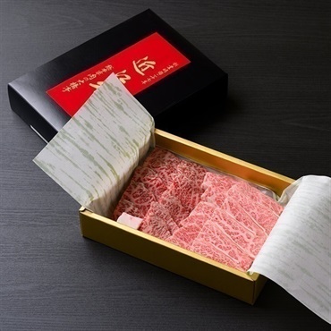 【お中元フェア】認証近江牛 希少部位焼肉用セット イチボ・三角バラ(各180g)月間50セット限定＜リゾートトラストセレクション＞