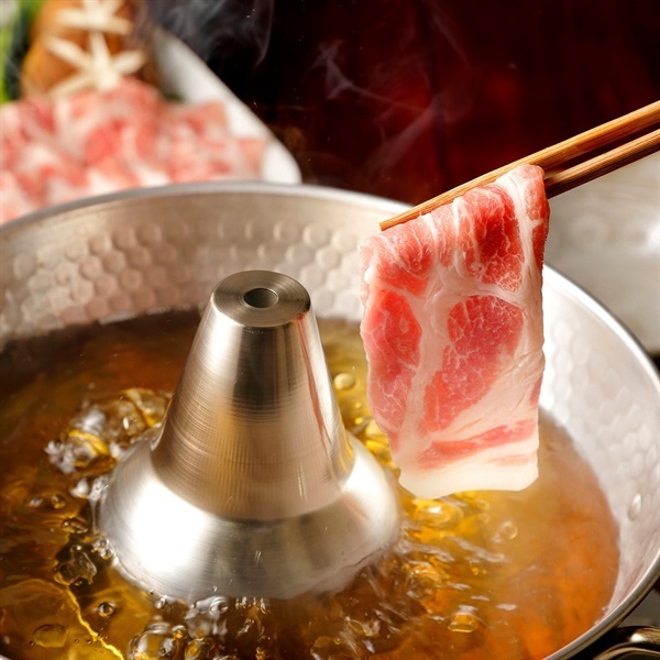 【季節のギフト】沖縄　北斗の島豚ロースしゃぶしゃぶ＜リゾートトラストセレクション＞