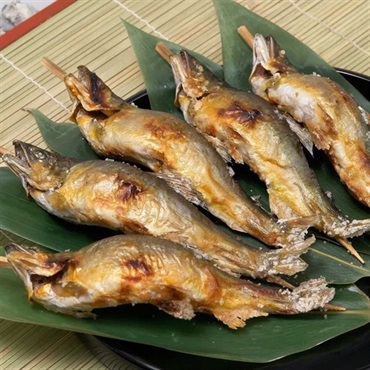 あゆの塩焼き (5尾入)＜リゾートトラストセレクション＞[地域の銘品：滋賀]