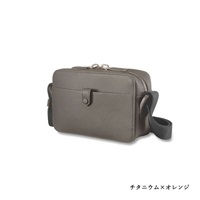 MAISON TAKUYA(メゾンタクヤ)T Travel Messenger＜リゾートトラストセレクション＞(チタニウム×オレンジ)