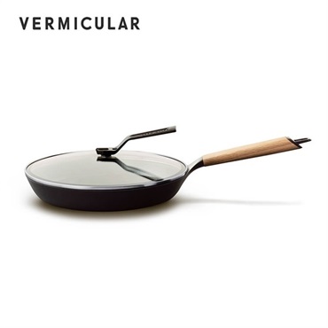 VERMICULAR(バーミキュラ)フライパン 28cm オーク[ガラスリッドセット]＜リゾートトラストセレクション＞