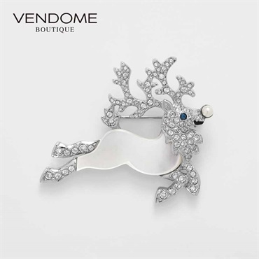 VENDOME BOUTIQUE白蝶貝 トナカイ ブローチ「VBMV4787  MP」＜リゾートトラストセレクション＞