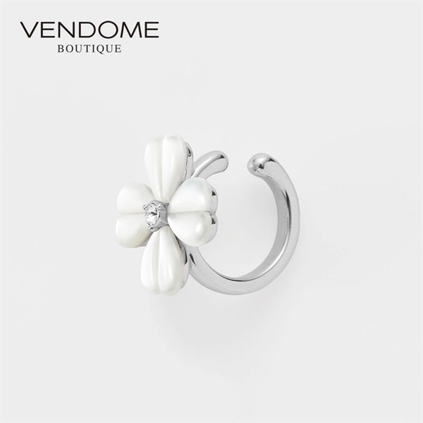 VENDOME BOUTIQUEシェルクローバー イヤーカフ「VBSE6229H MP」＜リゾートトラストセレクション＞