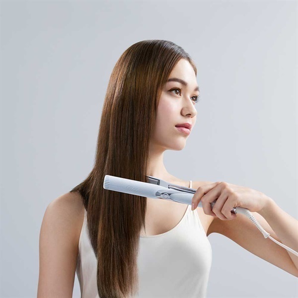 ReFa(リファ)STRAIGHT IRON PRO ホワイト「REAT1J010203」＜リゾート
