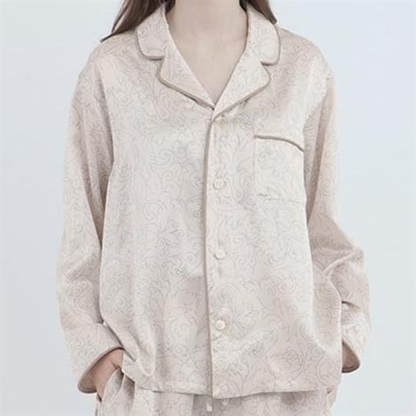 Foo Tokyo(フートウキョウ)セットアップ インテリアライク シルク