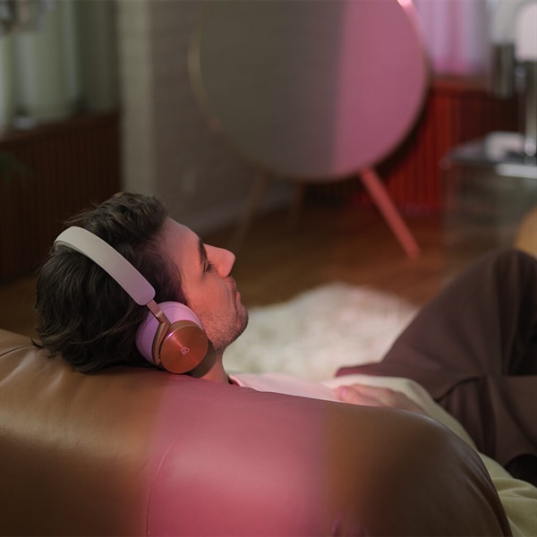 Bang & Olufsen(バング&オルフセン) Beoplay H95 (Gold Tone Bang & Olufsen(バング&オルフセン) Beoplay H95 (Gold Tone