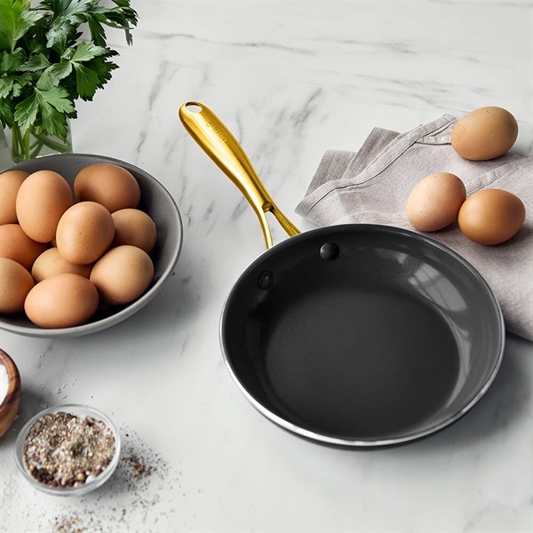 Amazon｜グリーンパン GREENPAN フライパン 20+26cm 2点セット