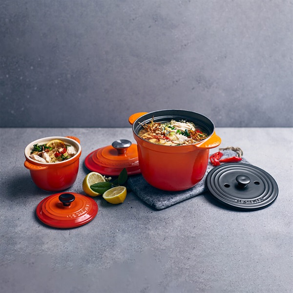 Le Creuset (ル・クルーゼ)ココット・エブリィ 18 オレンジ (SSツマミ)「21110180900460  」|食器・キッチン用品|Resorttrust Online Shop|リゾートトラストオンラインショップ