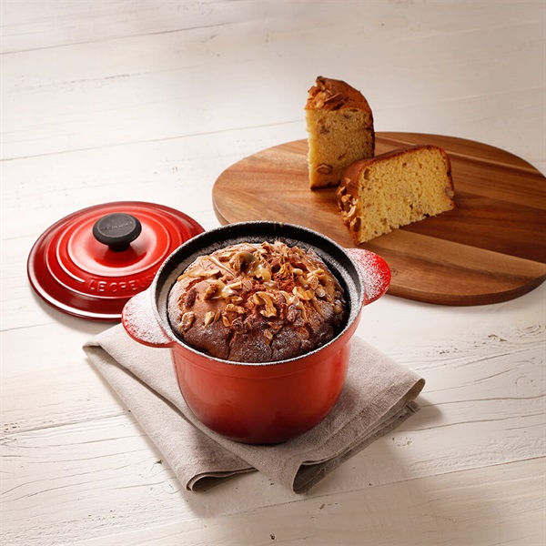 Le Creuset (ル・クルーゼ)ココット・エブリィ 18 チェリーレッド (SSツマミ)「21110180600460  」|食器・キッチン用品|Resorttrust Online Shop|リゾートトラストオンラインショップ