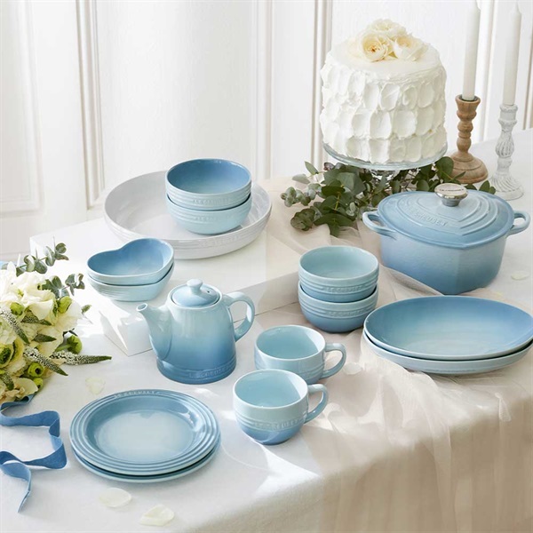 新品 ル・クルーゼ レジェ・テーブルウェアセット ホワイト/コースターブルー Le Creuset (ル・クルーゼ)レジェ・テーブルウェア セット ホワイト